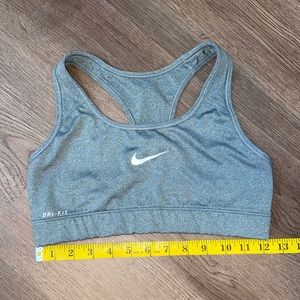 Nike Women's Medium Support Swoosh Sports Bra Gray